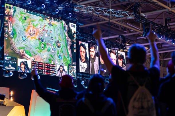 E-sports: Competições, Atualizações e Tudo Sobre o Mundo dos Esportes  Eletrônicos