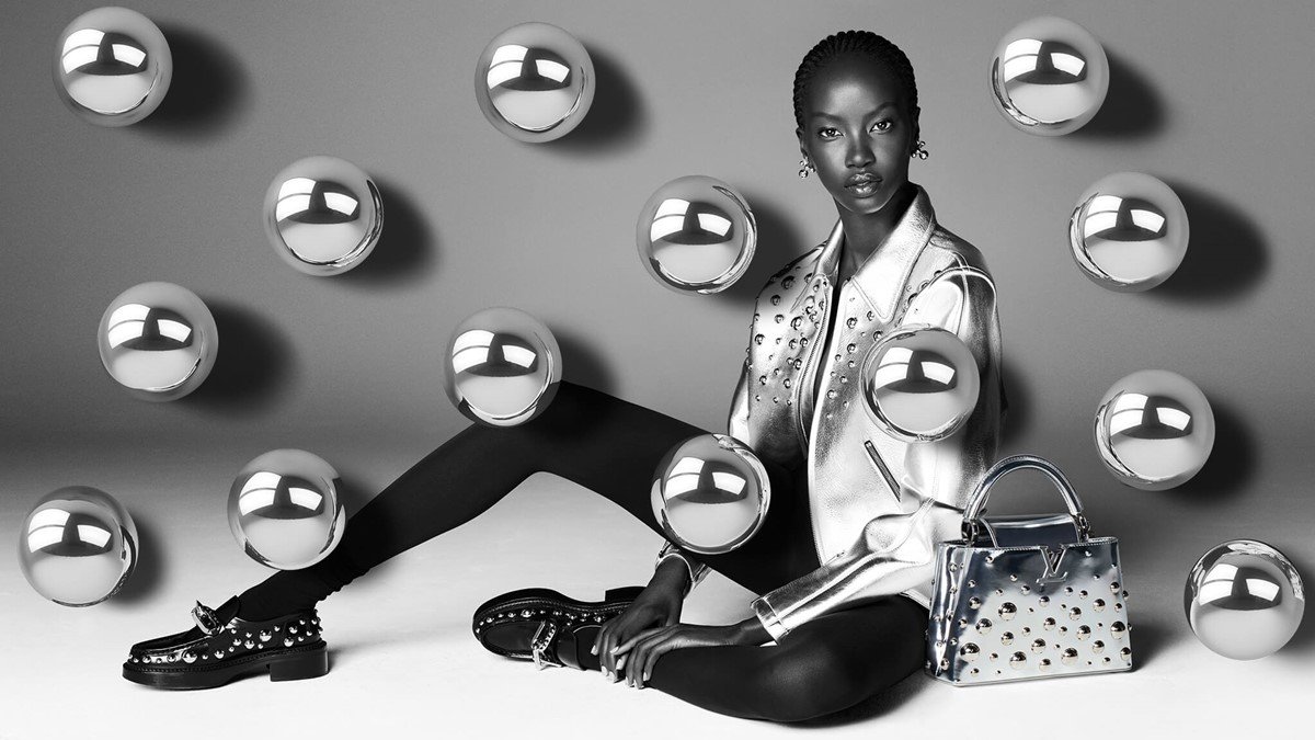 Louis Vuitton e Yayoi Kusama: nova collab com a famosa artista das bolinhas  coloridas 