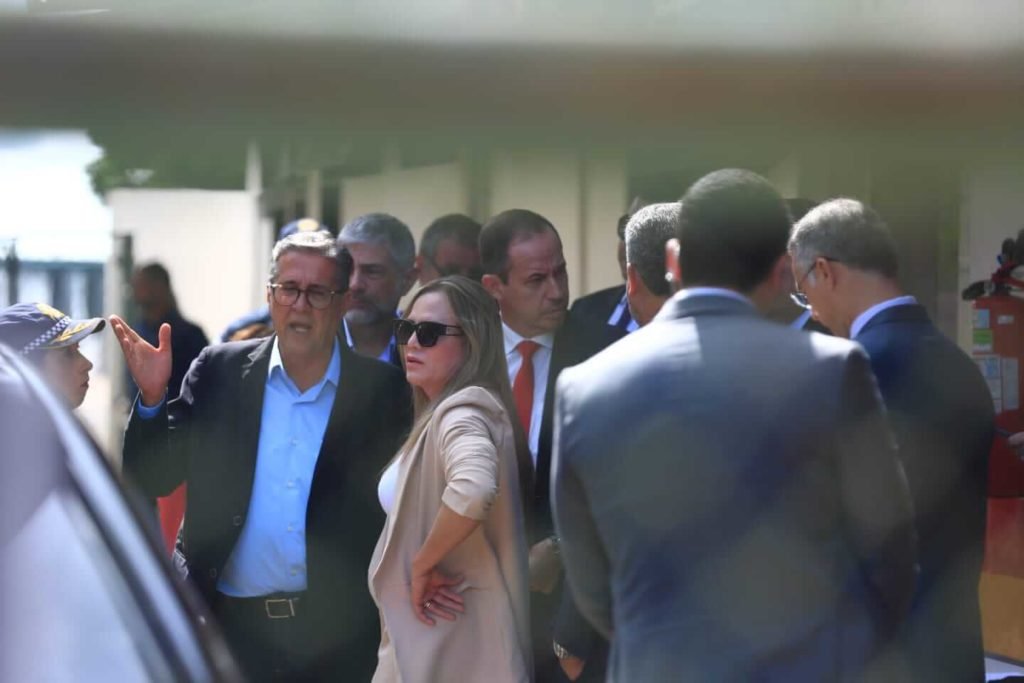 celina cappelli lira visita batalhao pm esplanada - Metrópoles