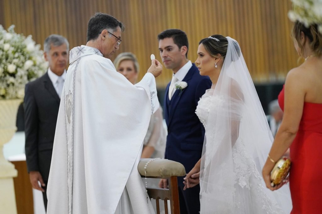 Luma Pinho e Paulo Henrique Marinho selam o amor em linda cerimônia ...