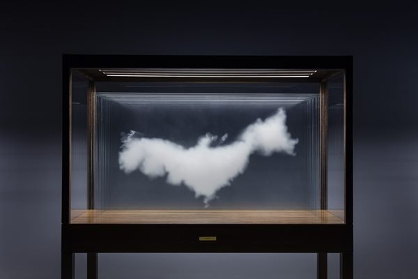 Exposição A Tensão de Leandro Erlich no CCBB Brasília