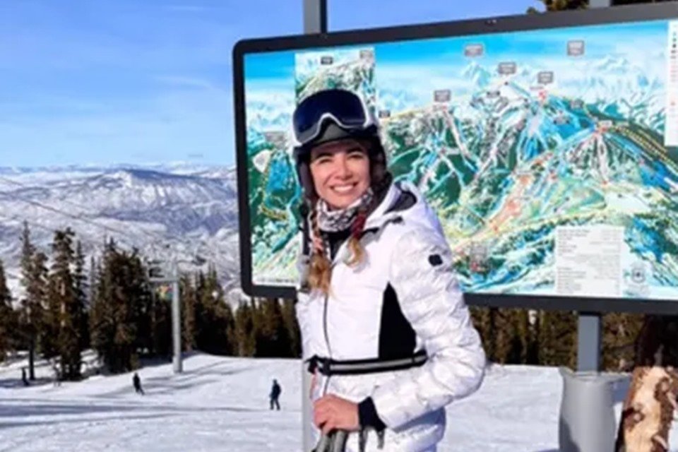 Luciana Gimenez esquiando