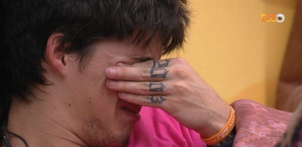 Gabriel Chorando no BBB23