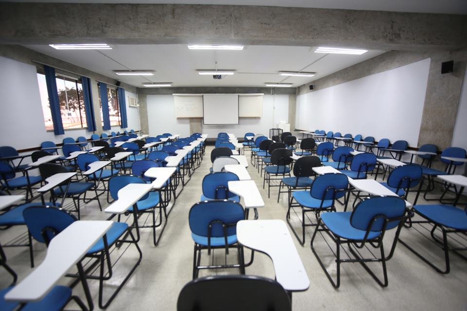 COLÉGIO PROJEÇÃO