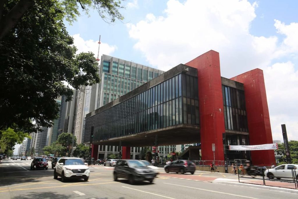 O Masp, localizado na Avenida Paulista, é um dos principais museus de São Paulo