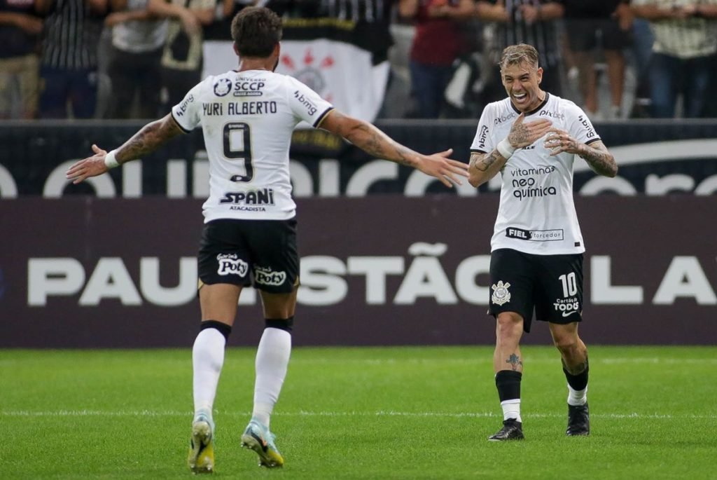 Última parada: antes de jogo em Brasília no domingo, Corinthians pega São  Bernardo