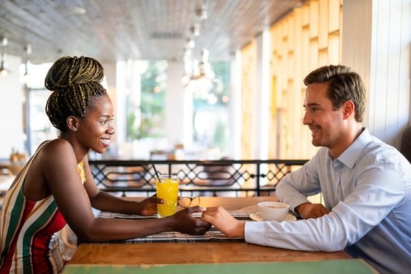 Encontro fitness: como conciliar dieta e romance| Metr&oacute;poles
