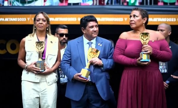 Homenagem a Pelé na SuperCopa Flamengo X Palmeiras
