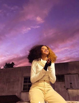 Do esporte à TV: Laura Luz brilha como protagonista de séries em streamings 5