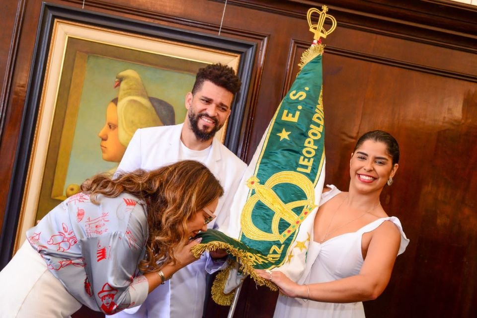 Janja em encontro com membros da Imperatriz Leopoldinense