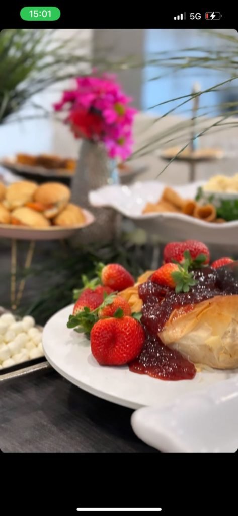 Foto da comida servida no jantar de Caio Castro em Orlando