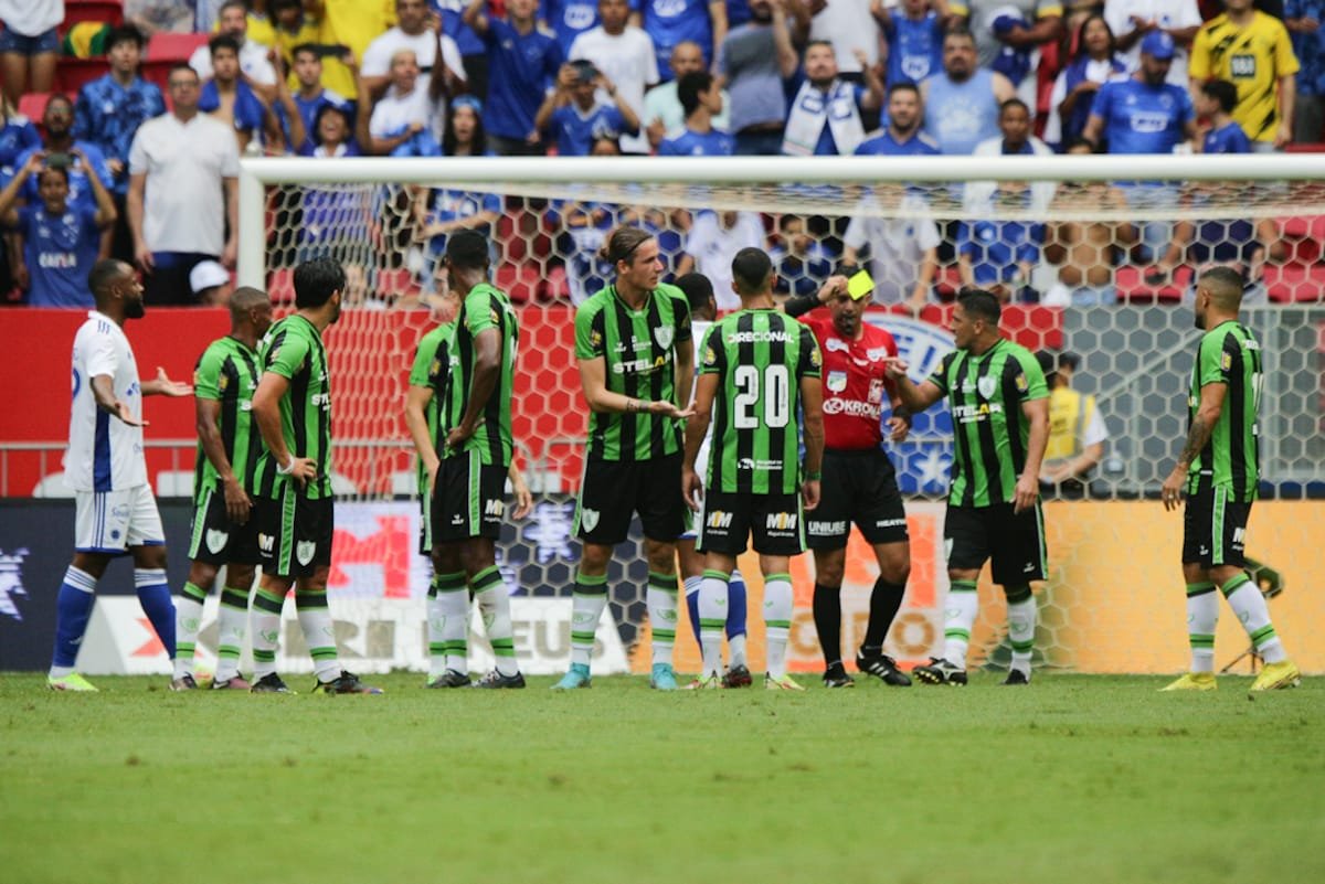 É amanhã! Campinense x Grêmio fazem jogo eliminatório no DF pela Copa do  Brasil