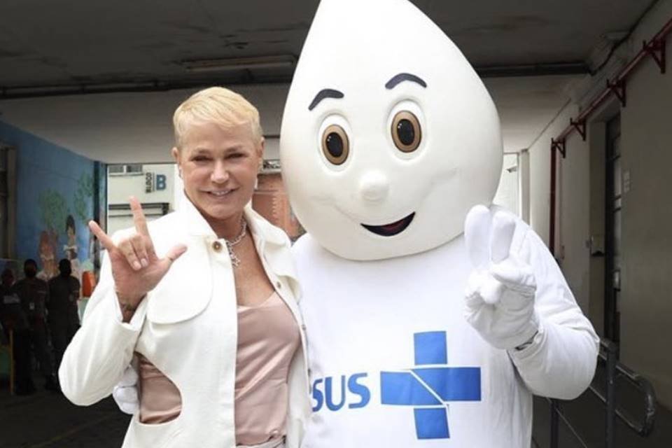 Xuxa e Zé gotinha em campanha de vacinação - Metrópoles