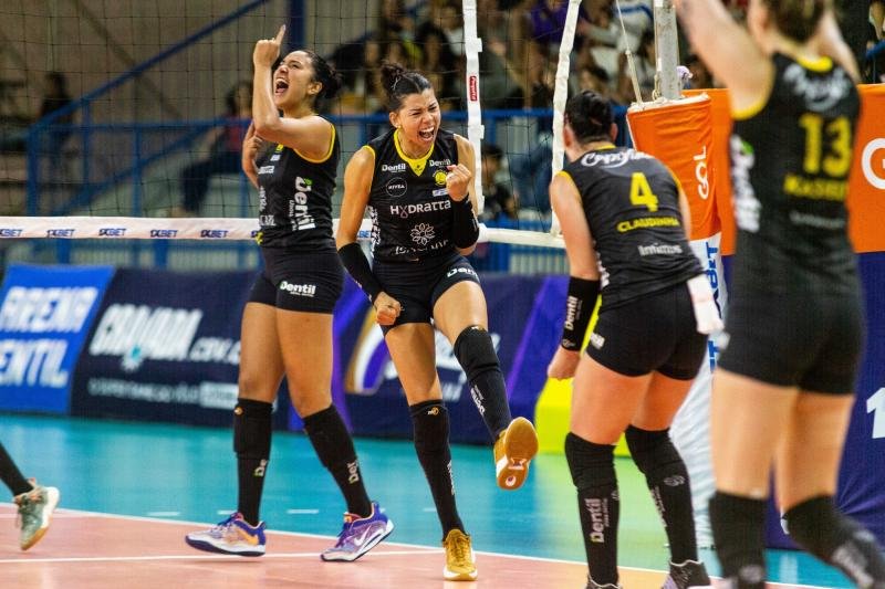 Definidas as semifinais do Paulista Feminino de Vôlei