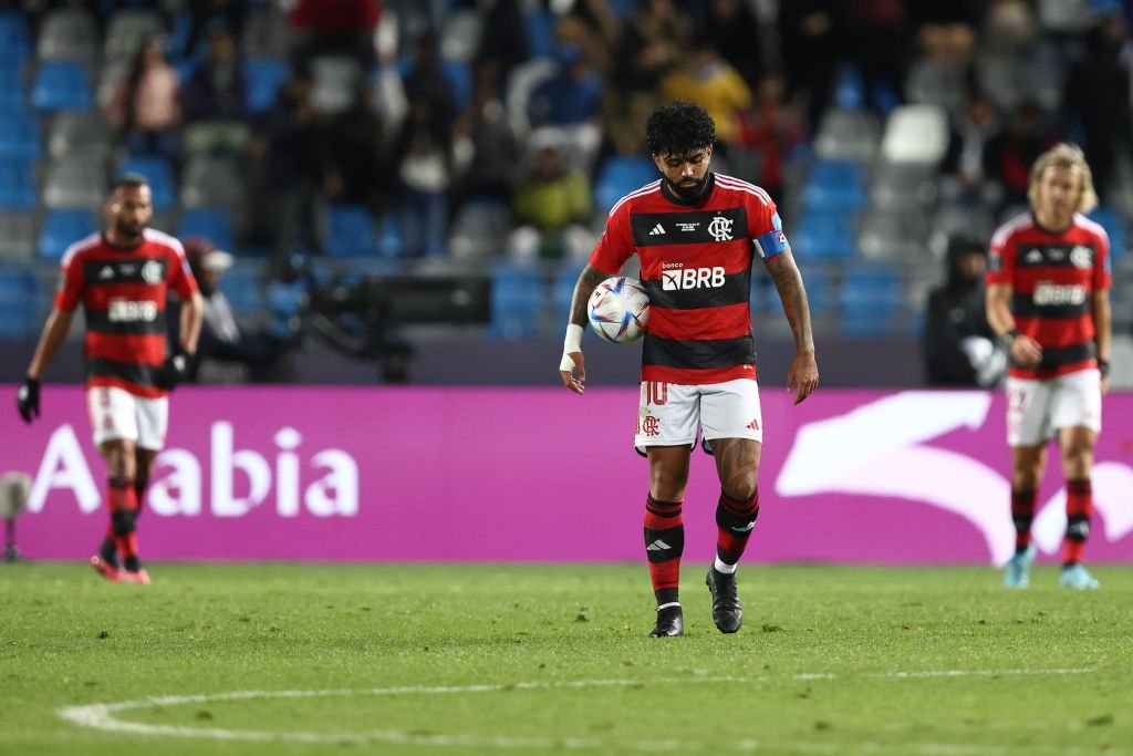 Zoeiras com o Flamengo bombam na web após derrota para o Internacional;  veja os memes