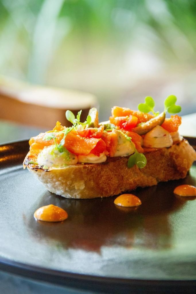 Na foto, um prato com frutos do mar do Sagrado Mar - Metrópoles