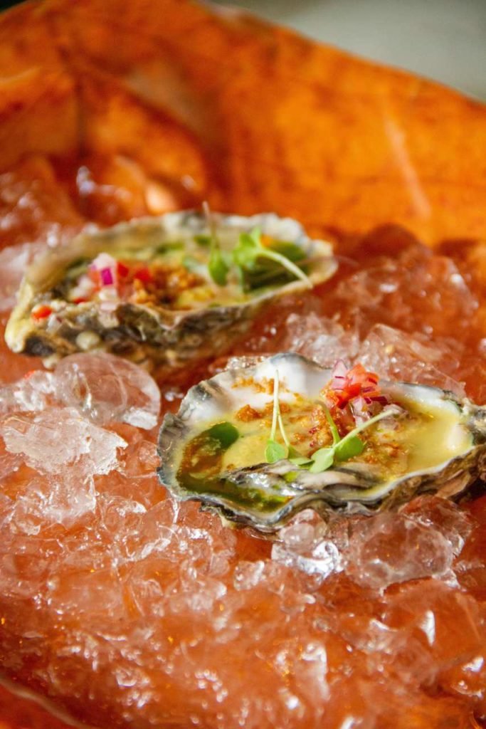 Na foto, um prato com frutos do mar do Sagrado Mar - Metrópoles