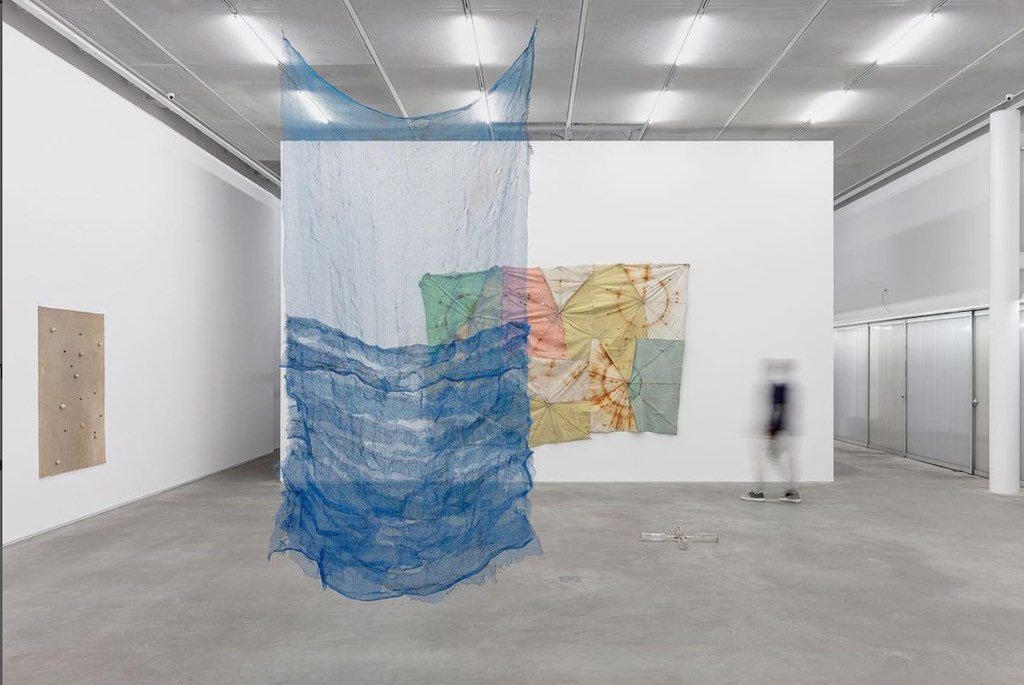 imagem colorida Zé Tepedino: Tudo é a forma que fala