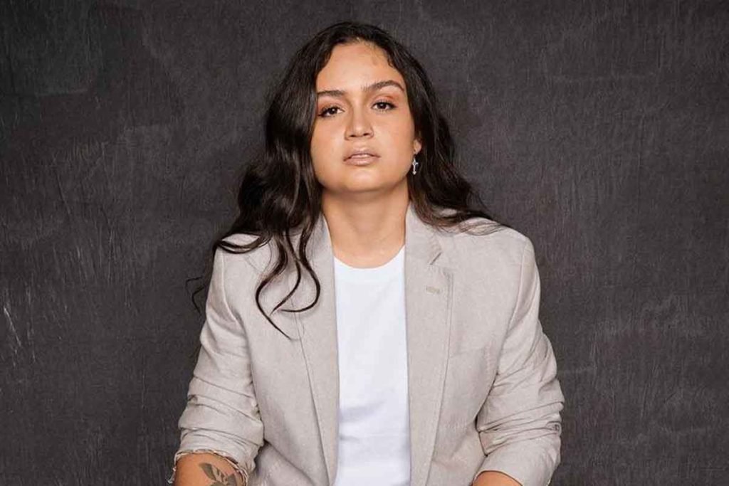 Exclusivo: em carreira solo, Luiza Martins assina com a Som Livre