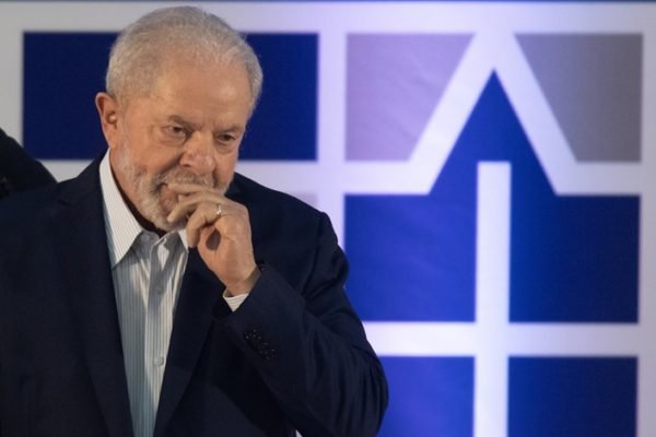 Lula conversa por telefone com presidentes do México e África do Sul