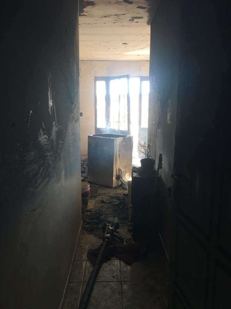 Imagem colorida de homem que colocou fogo na casa da ex-mulher