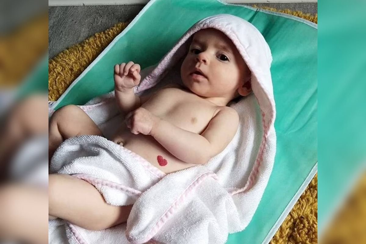 Cupido da vida real: bebê nasce com marca em forma de coração na pele