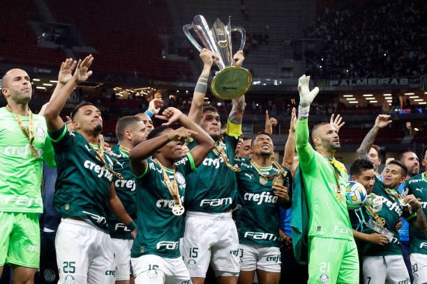 Champions League, Palmeiras, Corinthians e mais: veja a agenda de