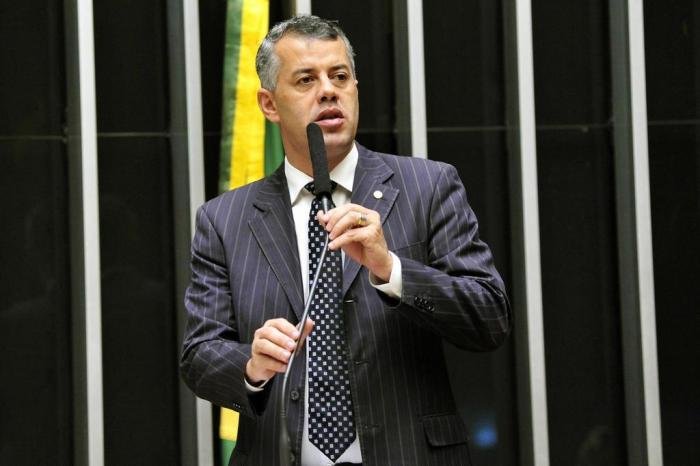 Bolsonarista, Evair Vieira de Melo quer derrubar sigilo imposto pelo governo Lula às imagens da invasão