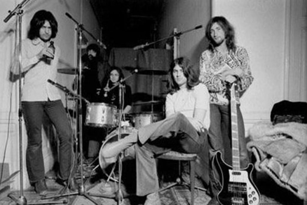 Foto em preto e branco do Deep Purple