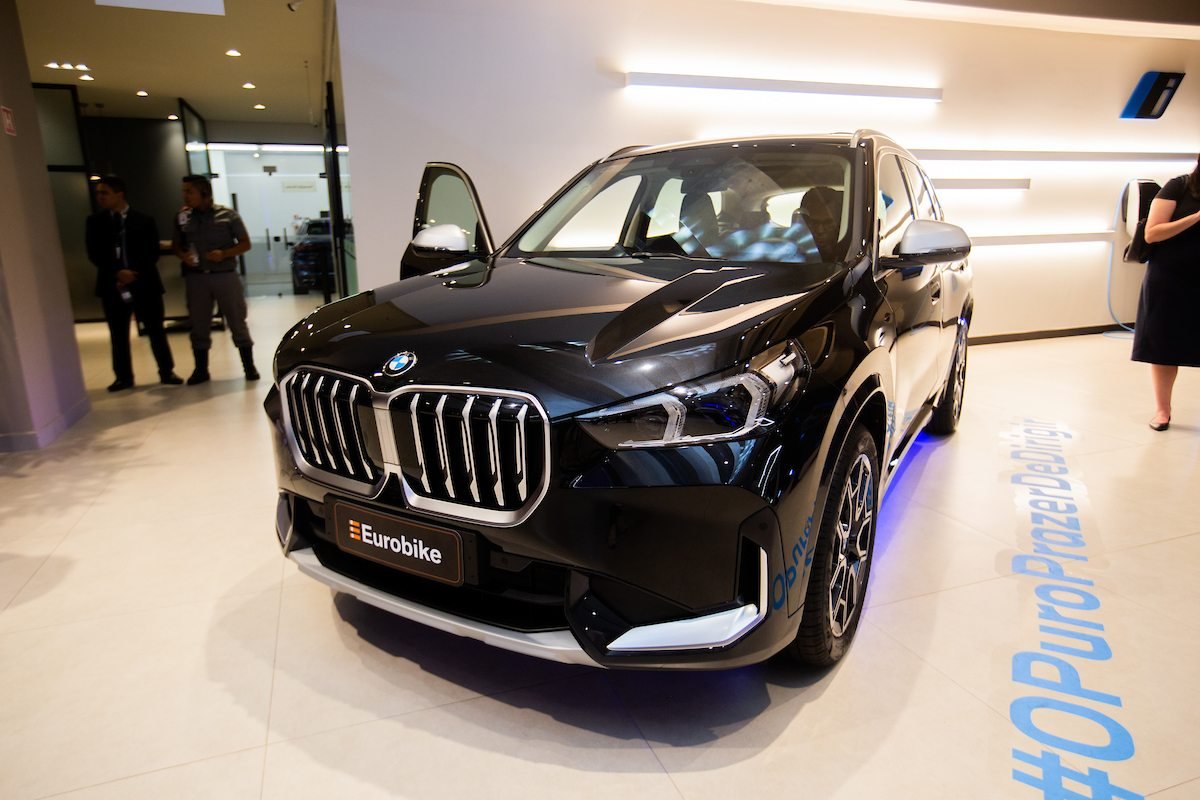 BMW lança novo X1 em três versões