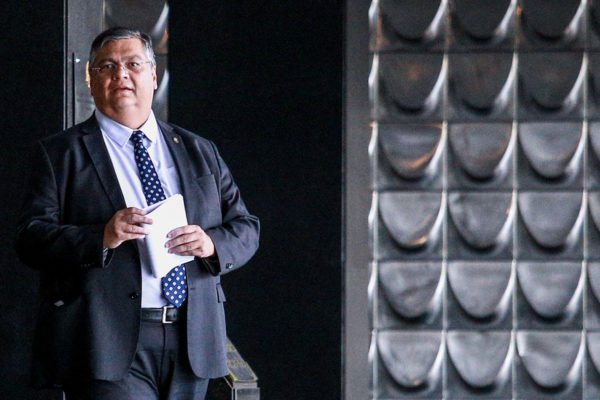 O ministro da Justiça e Segurança Pública Flávio Dino fala s