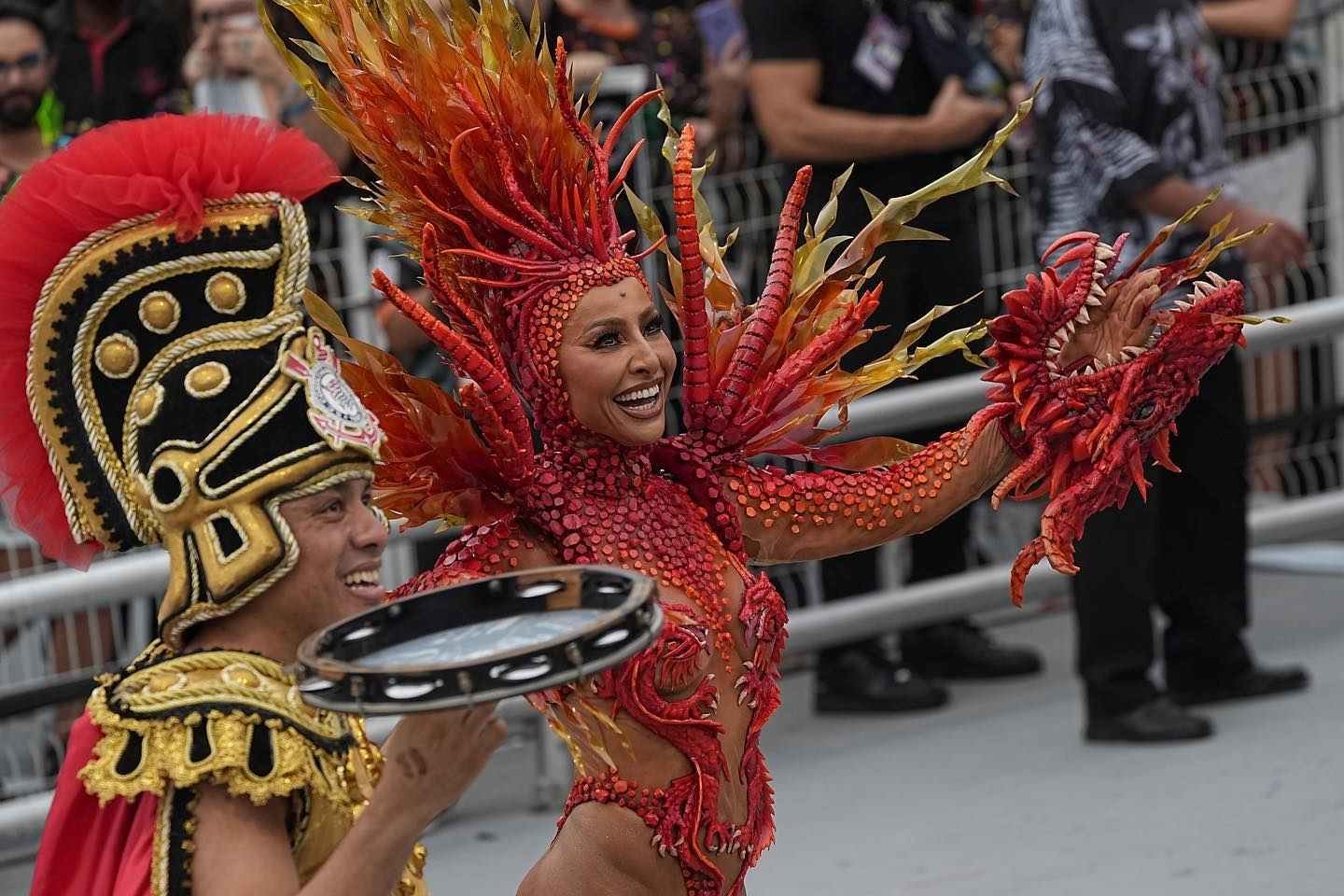 Sabrina Sato, em desfile da Gaviões da Fiel no Carnaval 2023 em SP