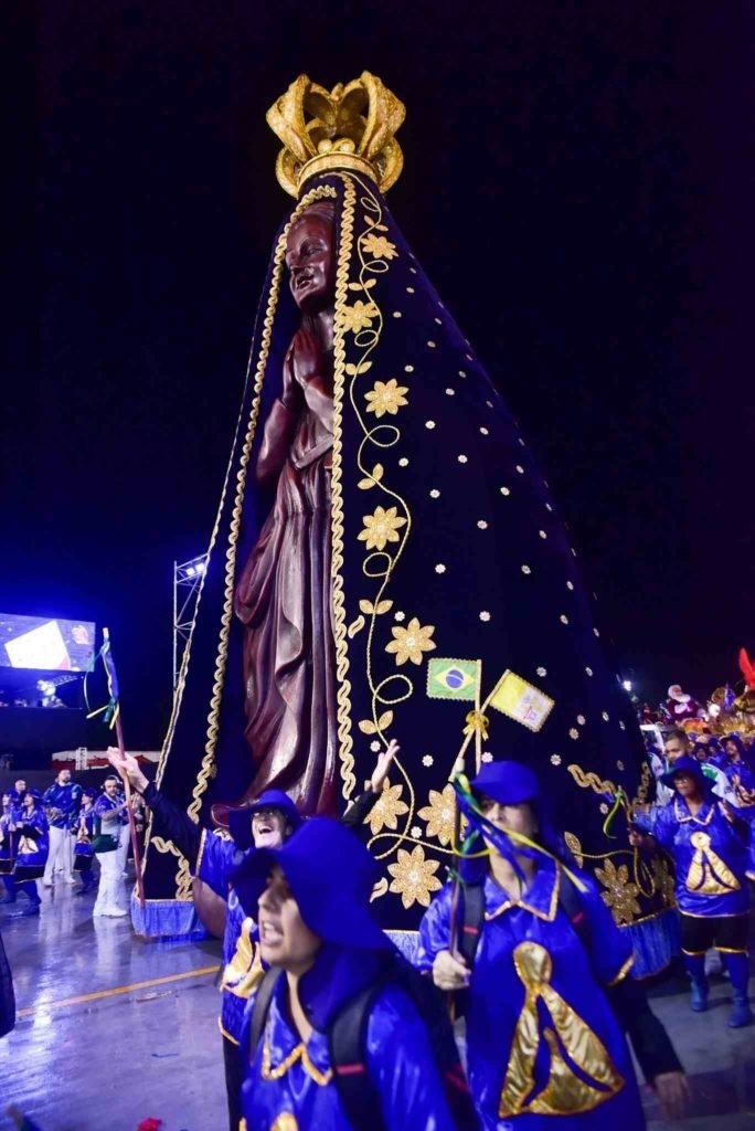 Desfile da Unidos de Vila Maria no Carnaval 2023 em SP