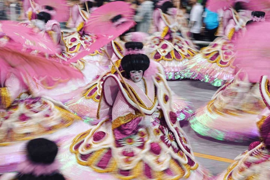 Desfile da Mocidade Alegre no Carnaval 2023 em SP