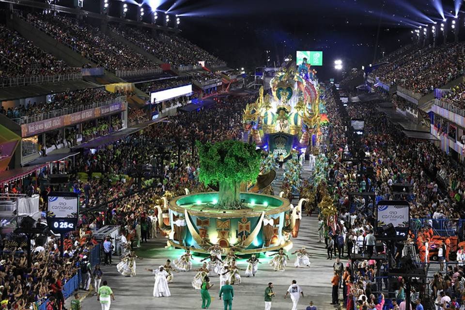 desfile império serrano - metrópoles