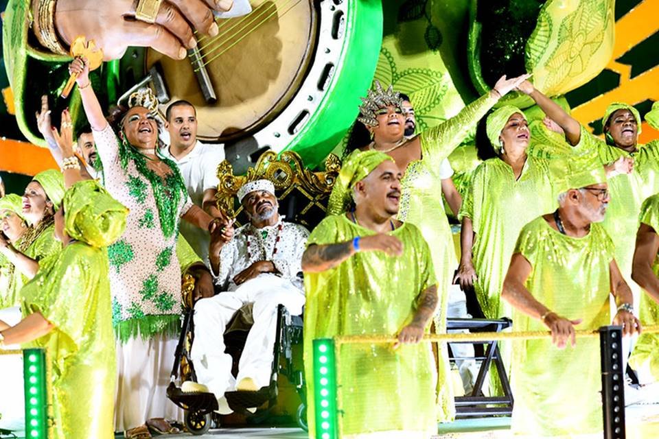 desfile império serrano - metrópoles