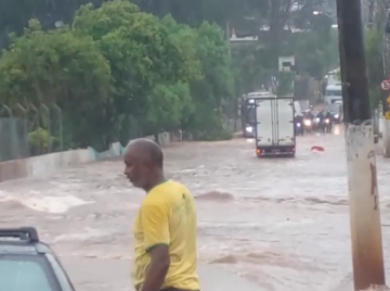 SP: chuva coloca capital em estado de atenção para alagamentos