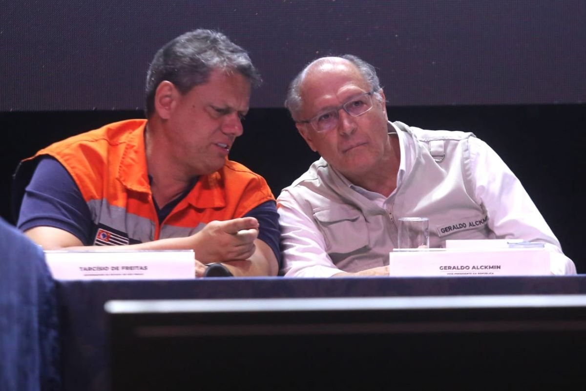 “Esqueletos” de Alckmin em SP viram trunfo eleitoral de Tarcísio
