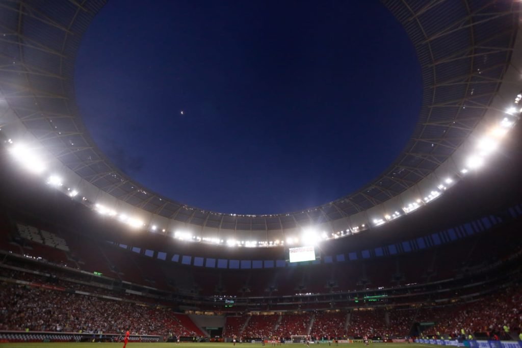 Flamengo e Botafogo se enfrentam pela 9ª rodada do Carioca no Estádio Mané Garrincha - Metrópoles