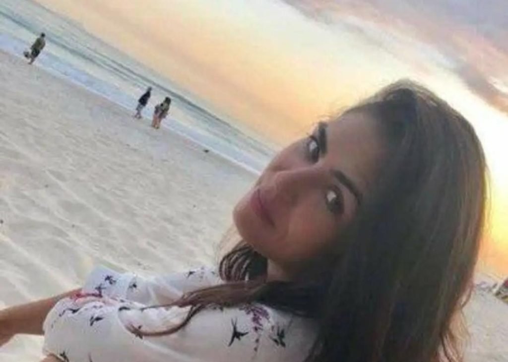 Ex-modelo é morta e carbonizada após emboscada na Grande SP