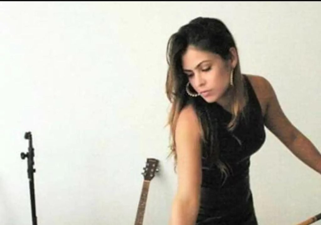 Ex-modelo é morta e carbonizada após emboscada na Grande SP