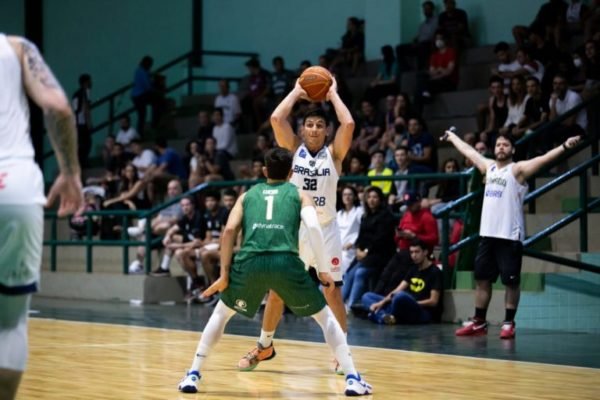 BRB/Brasília faz bom jogo, mas é derrotado pelo Paulistano no NBB