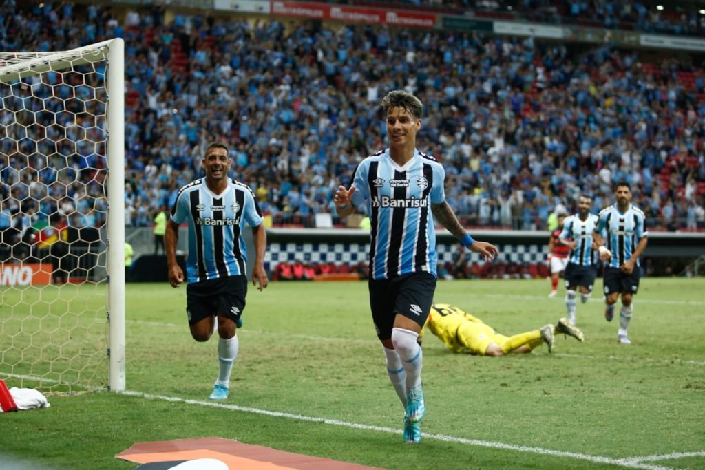 É amanhã! Campinense x Grêmio fazem jogo eliminatório no DF pela Copa do  Brasil