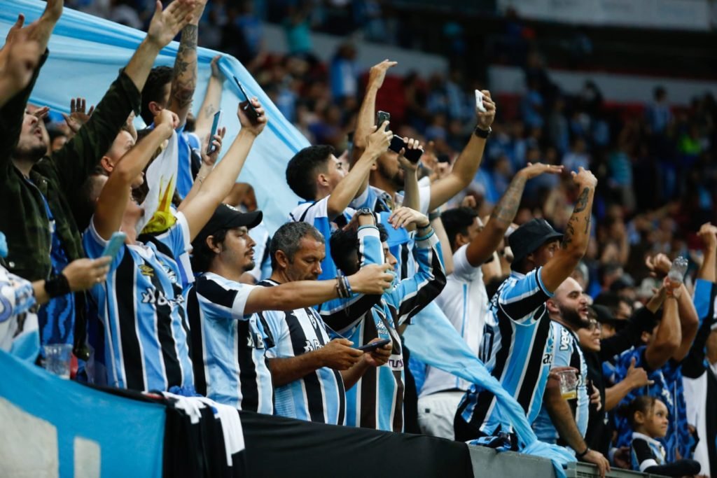 É amanhã! Campinense x Grêmio fazem jogo eliminatório no DF pela Copa do  Brasil