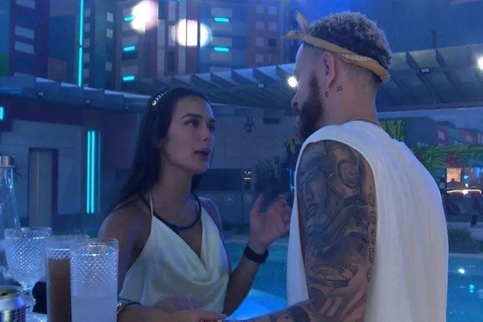 Fred Bruno se pronuncia sobre o fim do namoro com Larissa