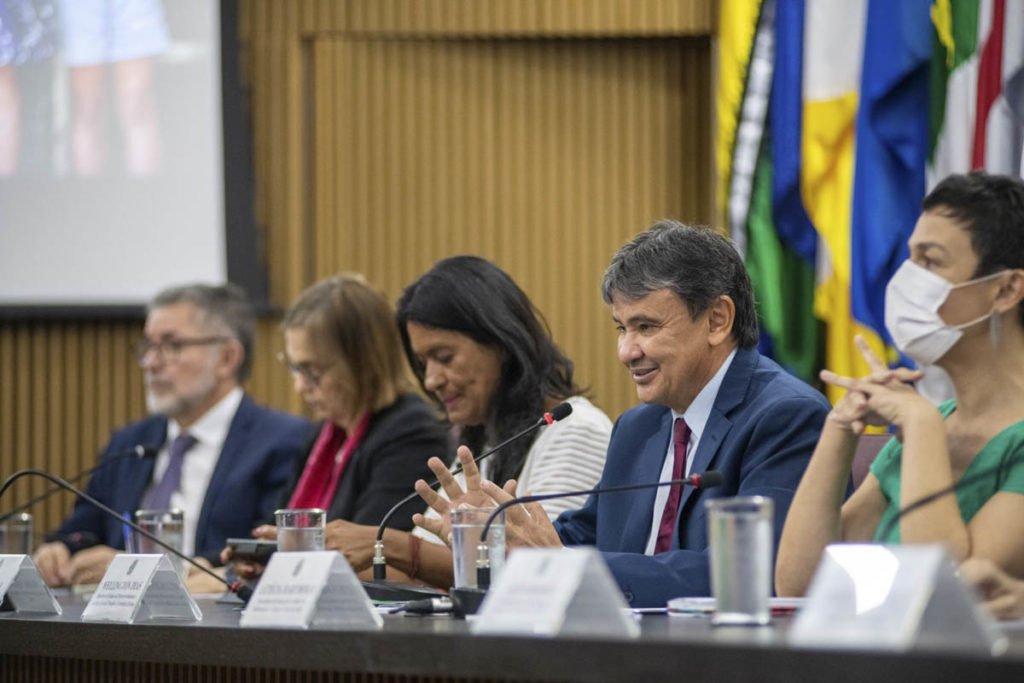 Ministro do Desenvolvimento e Assistência Social, Família e Combate à Fome, Wellington Dias, apresenta à imprensa os detalhes da reformulação do Bolsa Família 2023 - Metrópoles