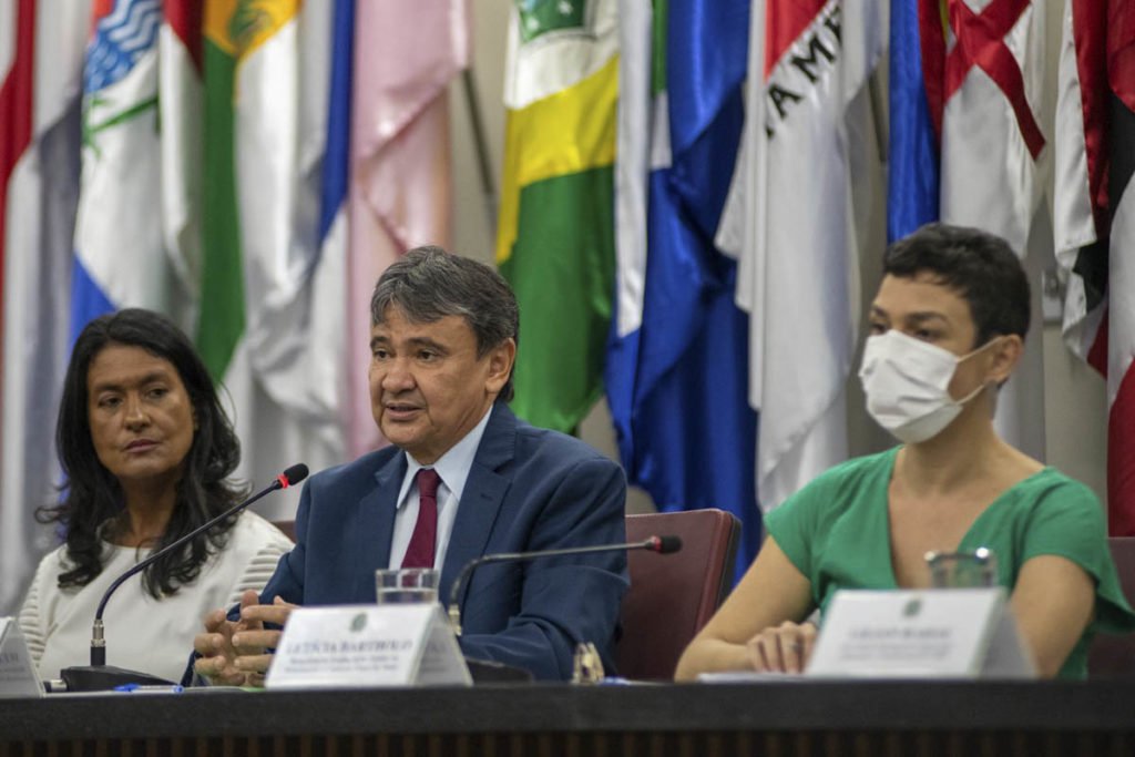 Ministro do Desenvolvimento e Assistência Social, Família e Combate à Fome, Wellington Dias, apresenta à imprensa os detalhes da reformulação do Bolsa Família 2023 - Metrópoles