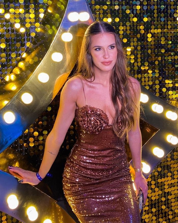 Foto colorida de Jéssica Castro, nova namorada de Felipe Prior - Metrópoles