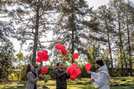 Cemitério poderá ter homenagem com balões