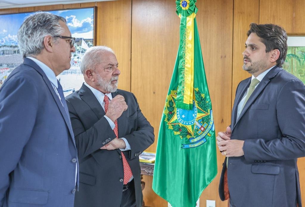 Lula, Juscelio e Padilha